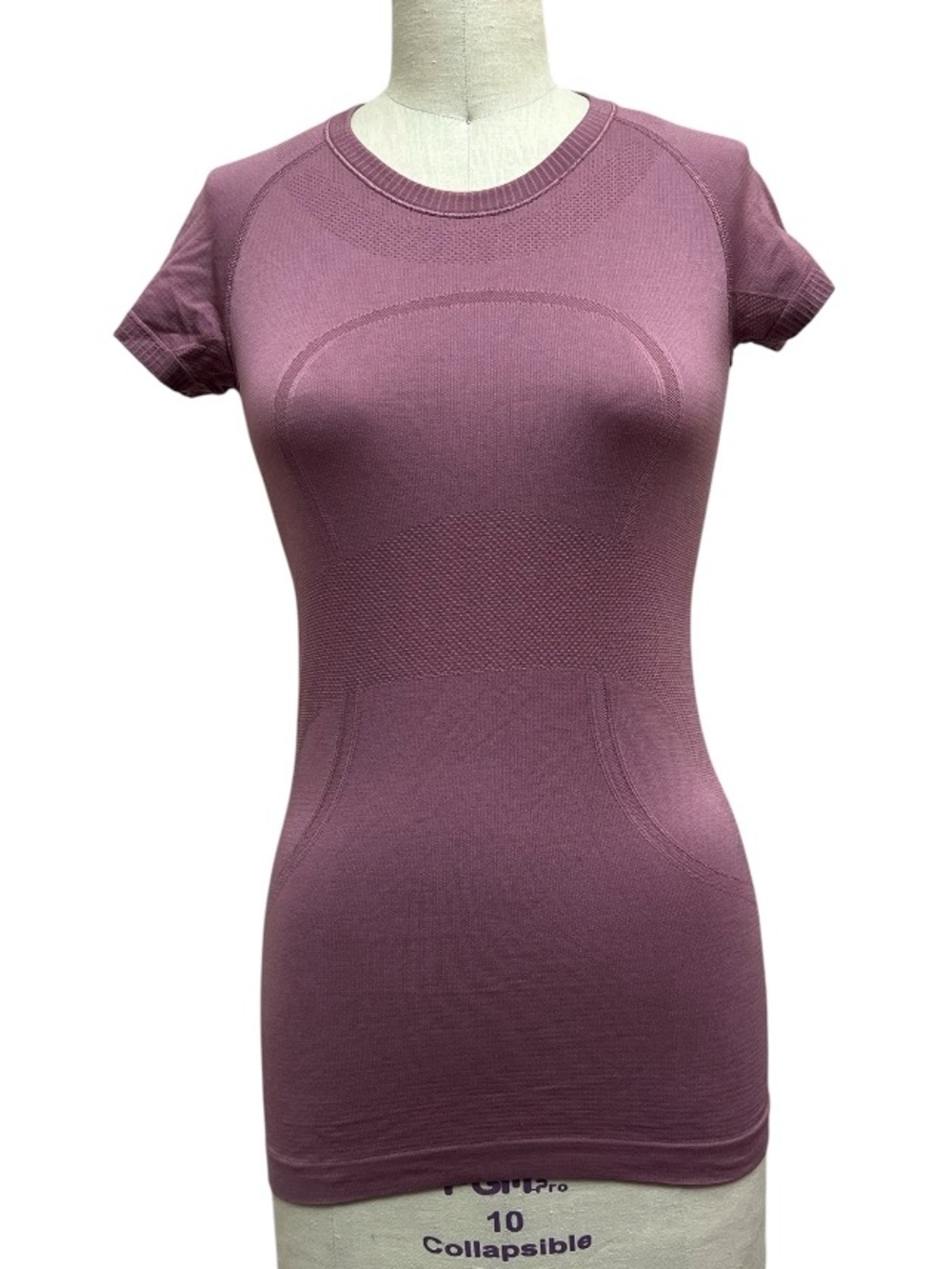 Lululemon Swiftly Tech Short Sleeve Size 6